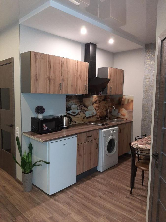 Апартаменты Дворец Спорта Новострой Маршал Kharkiv Bagian luar foto