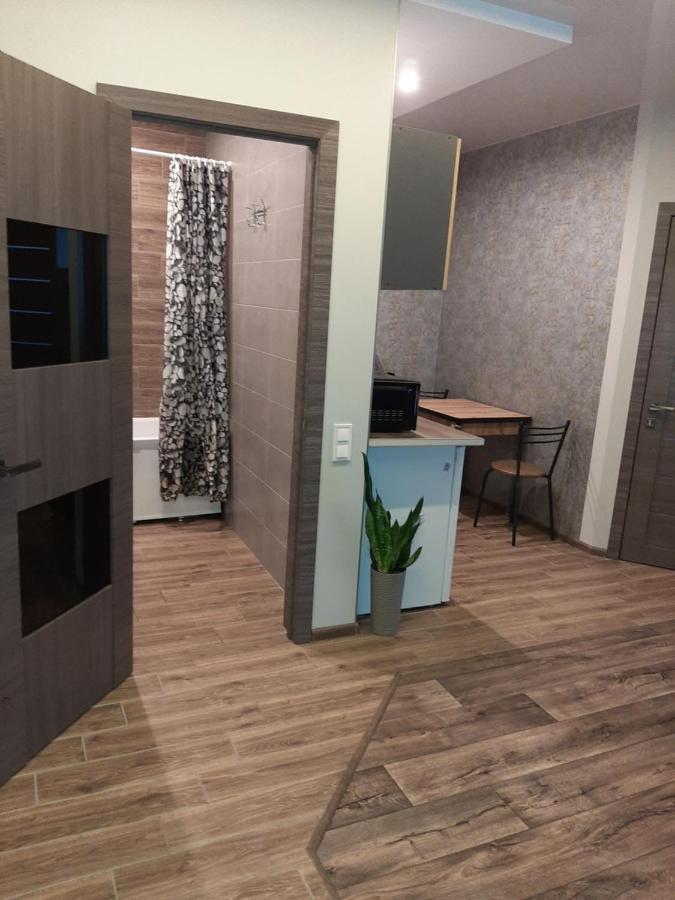 Апартаменты Дворец Спорта Новострой Маршал Kharkiv Bagian luar foto